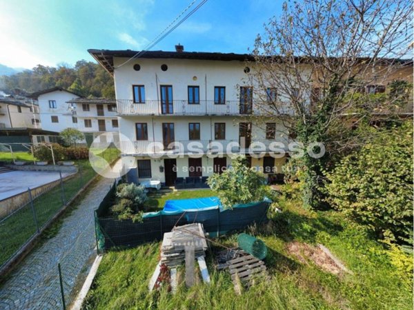 appartamento in vendita a Traves