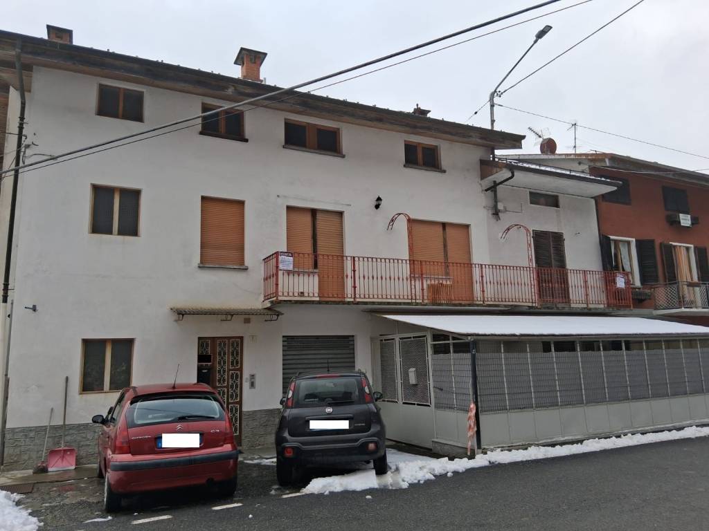 appartamento in vendita a Traves