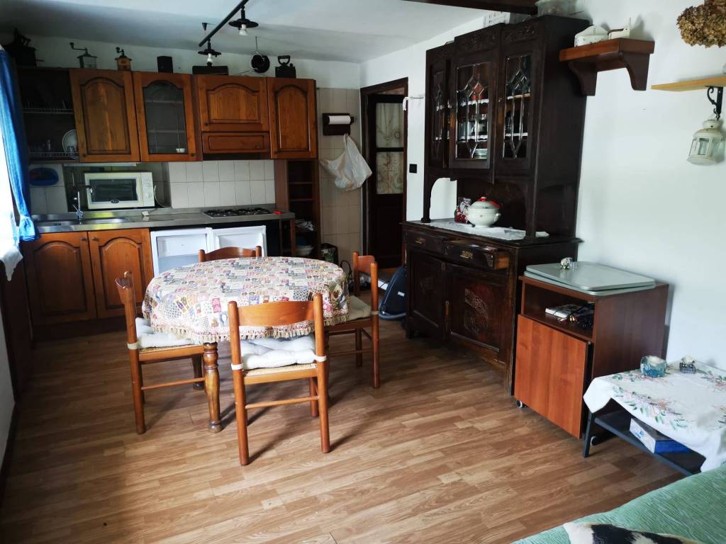 appartamento in vendita a Traves