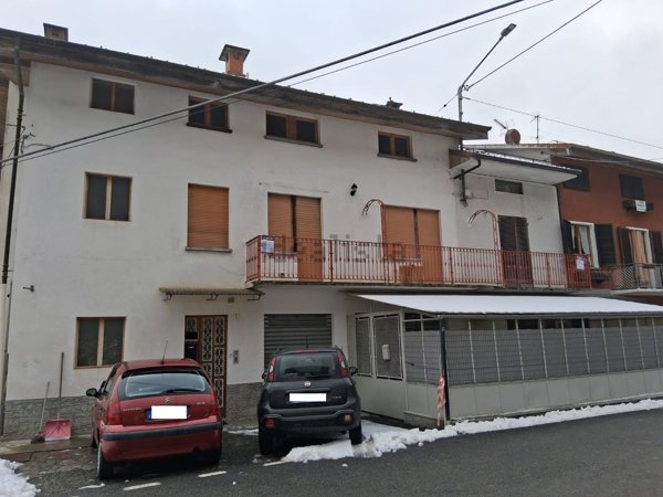 appartamento in vendita a Traves