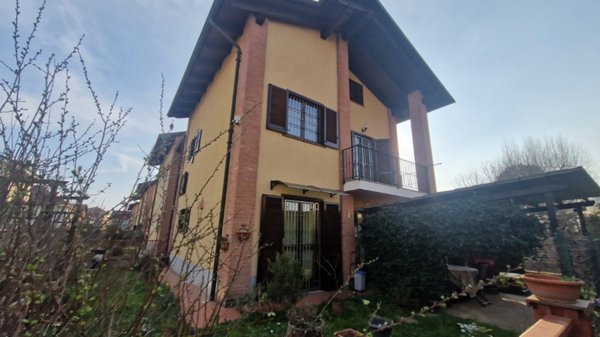 casa indipendente in vendita a Trofarello