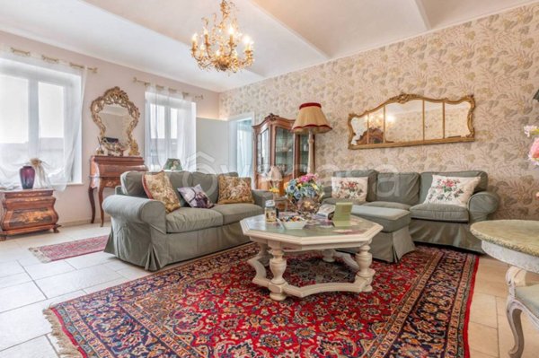 casa indipendente in vendita a Trofarello