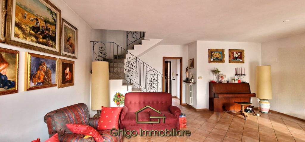 casa indipendente in vendita a Trofarello