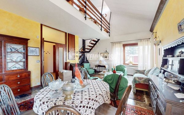 casa indipendente in vendita a Trofarello