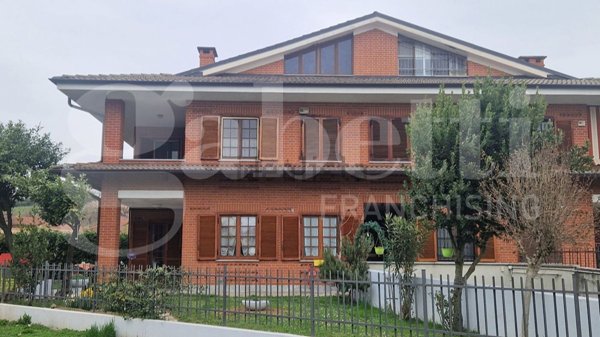 appartamento in vendita a Trofarello