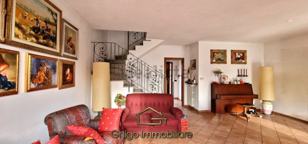 casa indipendente in vendita a Trofarello