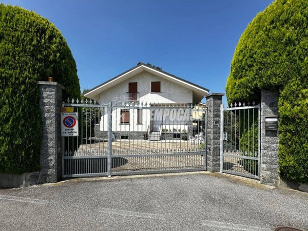 casa indipendente in vendita a Trofarello