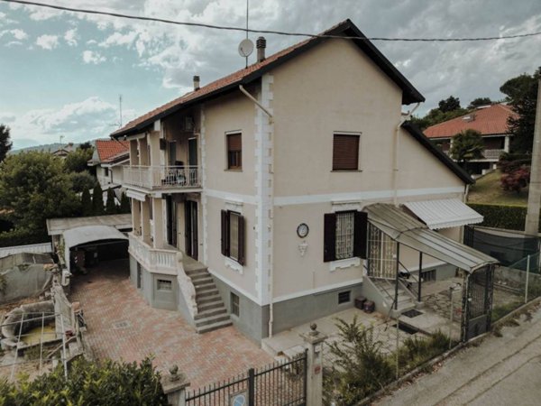 appartamento in vendita a Trofarello