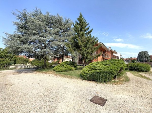 appartamento in vendita a Trofarello