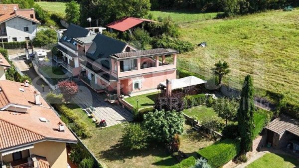 casa indipendente in vendita a Trofarello in zona Valle Sauglio