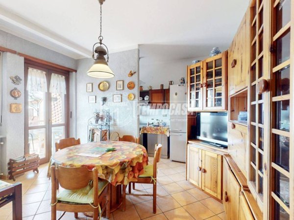 casa indipendente in vendita a Trofarello