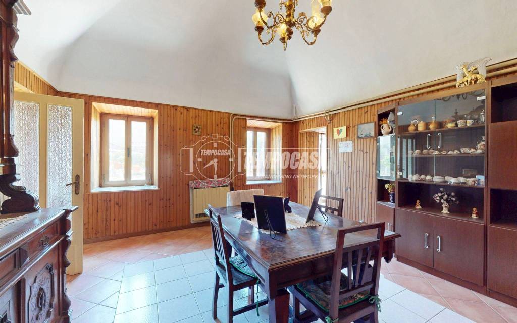 casa indipendente in vendita a Trofarello in zona Valle Sauglio