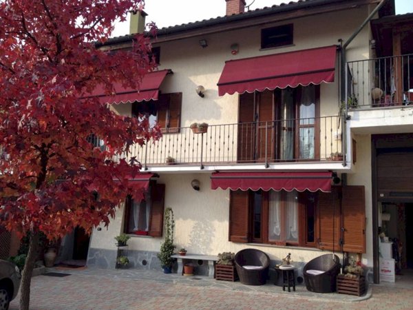 casa indipendente in vendita a Trofarello