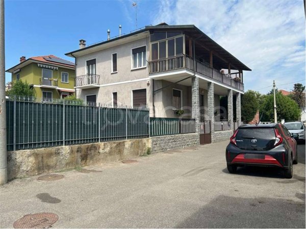 casa indipendente in vendita a Trofarello