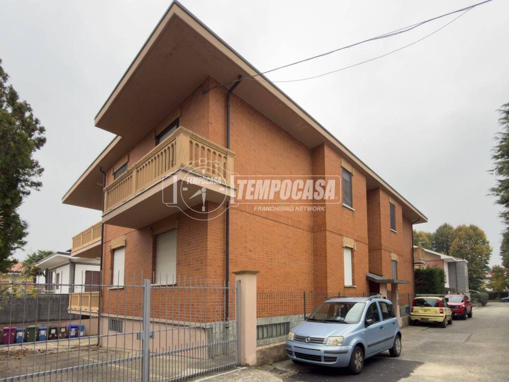 appartamento in vendita a Trofarello