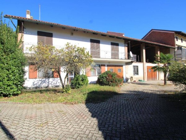 casa indipendente in vendita a Trofarello in zona Valle Sauglio