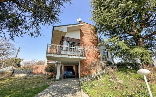 casa indipendente in vendita a Trofarello