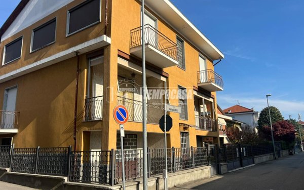 casa indipendente in vendita a Trofarello