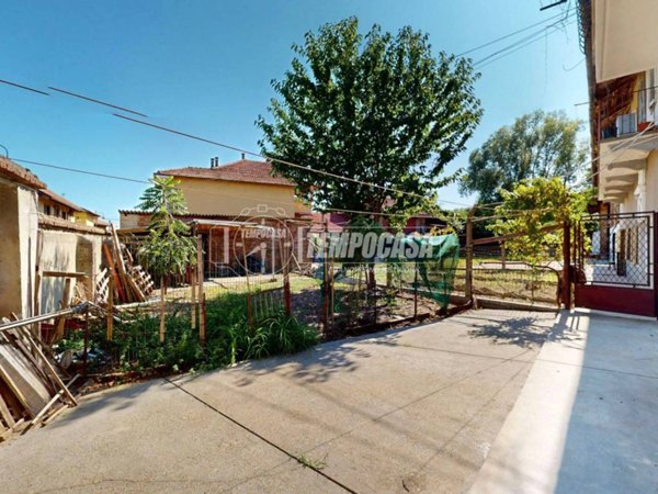 casa indipendente in vendita a Trofarello in zona Valle Sauglio