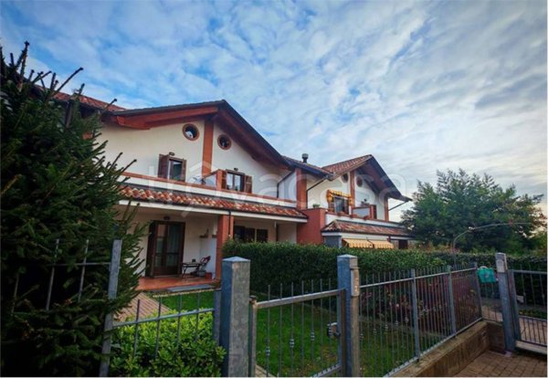 casa indipendente in vendita a Trofarello