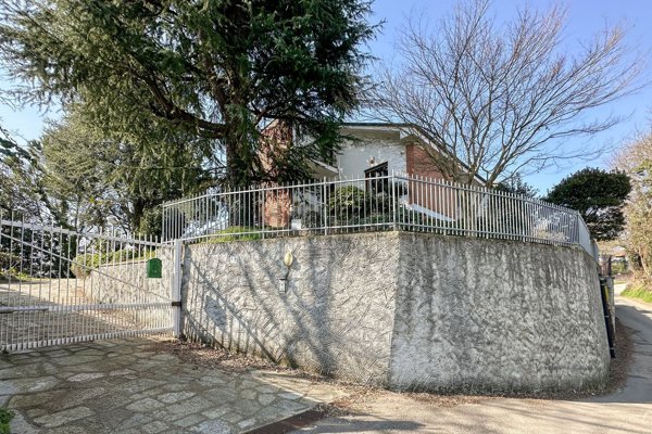 casa indipendente in vendita a Trofarello