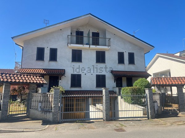 casa indipendente in vendita a Trofarello
