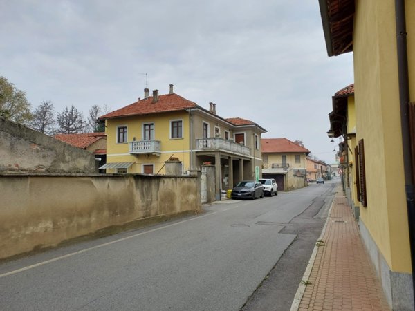 casa indipendente in vendita a Trofarello