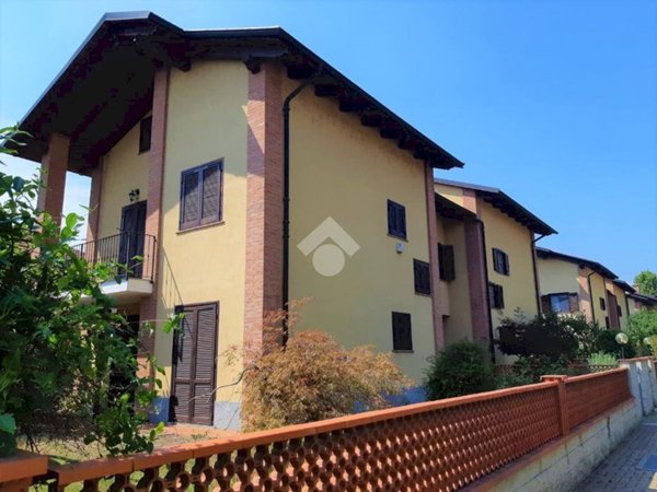 casa indipendente in vendita a Trofarello