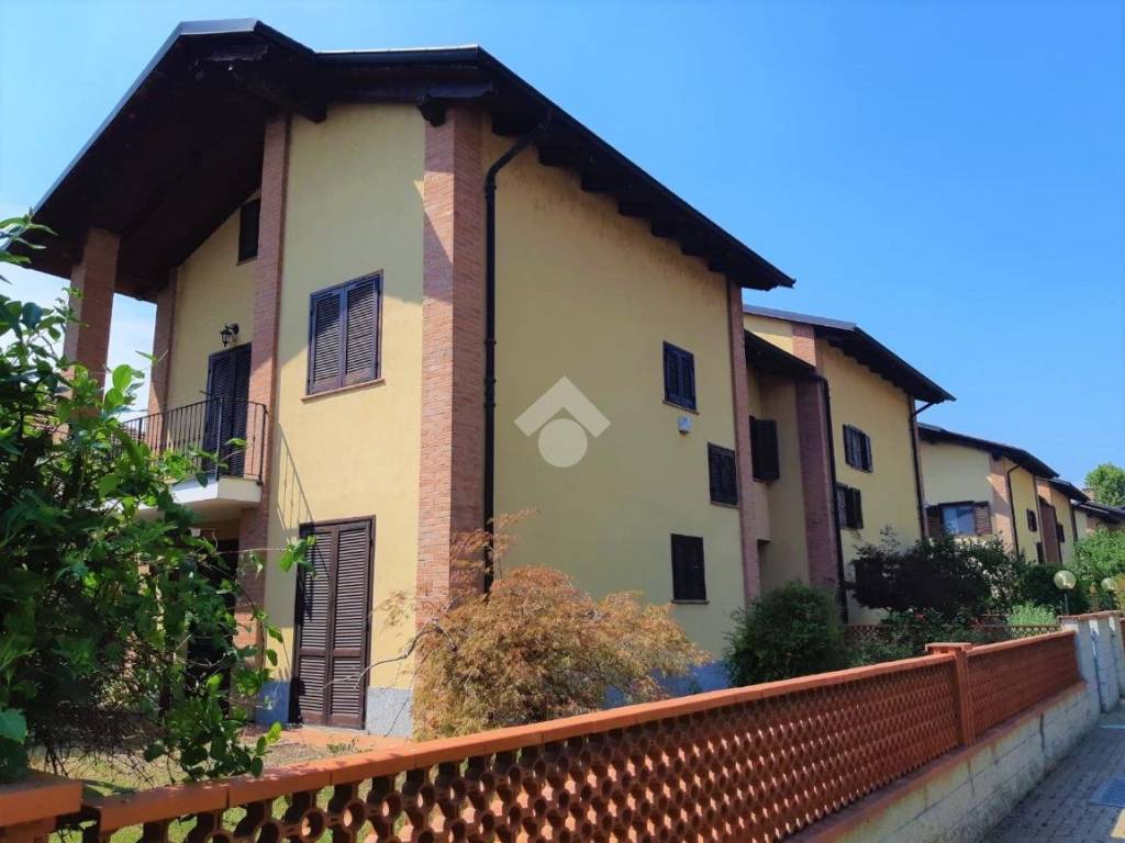 casa indipendente in vendita a Trofarello