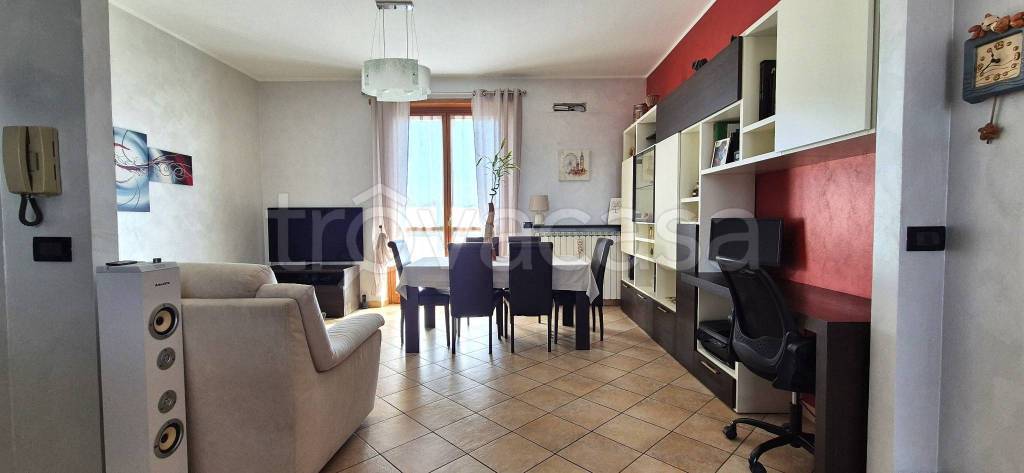 appartamento in vendita a Trofarello