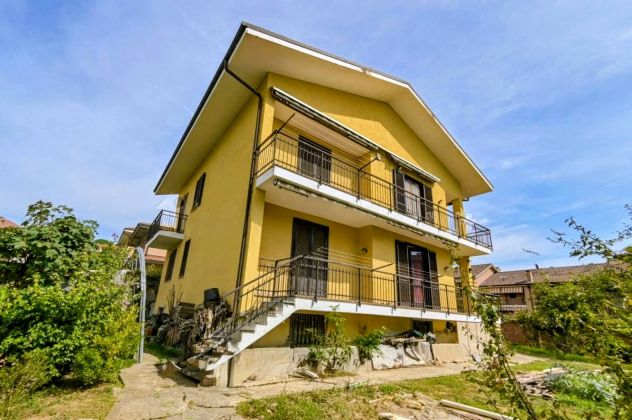 casa indipendente in vendita a Trofarello