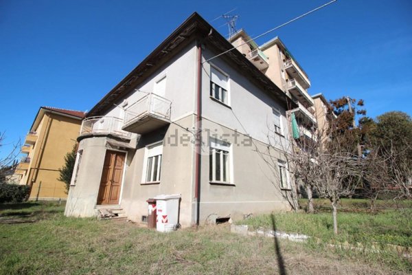 casa indipendente in vendita a Trofarello