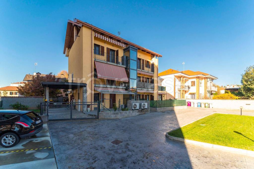 appartamento in vendita a Trofarello