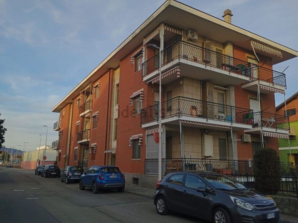 appartamento in vendita a Trofarello