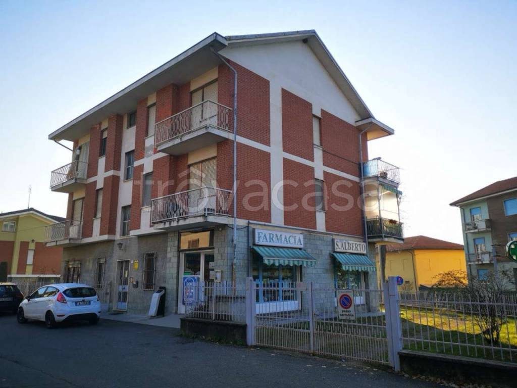 appartamento in vendita a Trofarello in zona Valle Sauglio