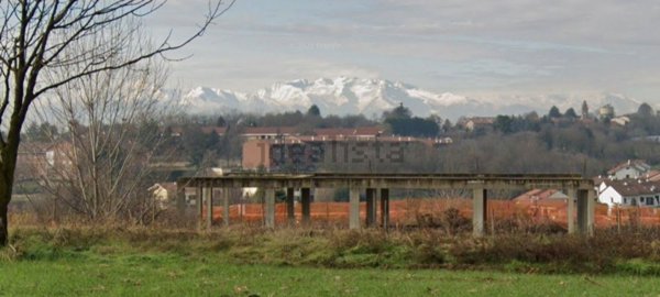 terreno edificabile in vendita a Trofarello