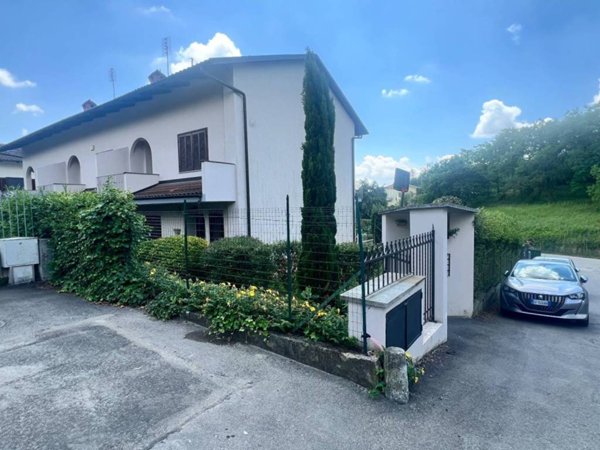 casa indipendente in vendita a Trofarello