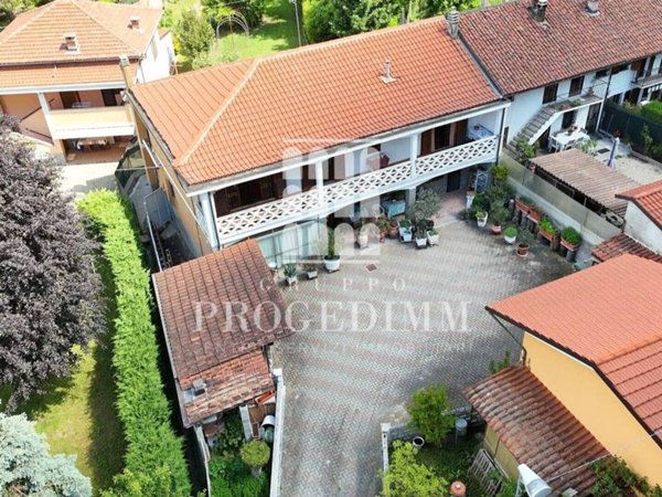 casa indipendente in vendita a Trofarello