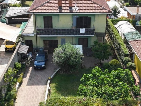 casa indipendente in vendita a Trofarello in zona Valle Sauglio