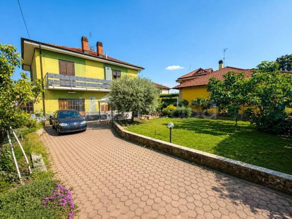 casa indipendente in vendita a Trofarello in zona Valle Sauglio