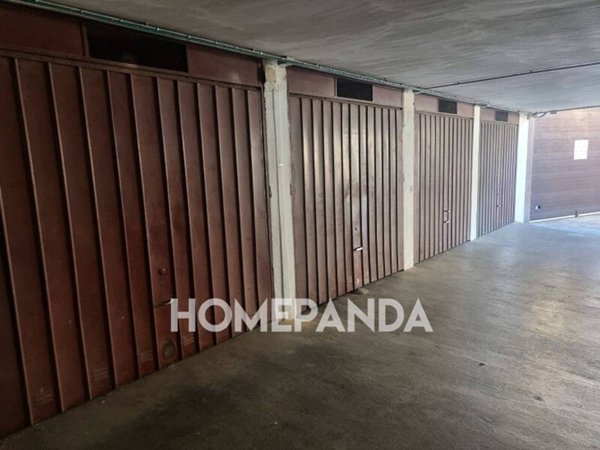 box auto in vendita a Trofarello