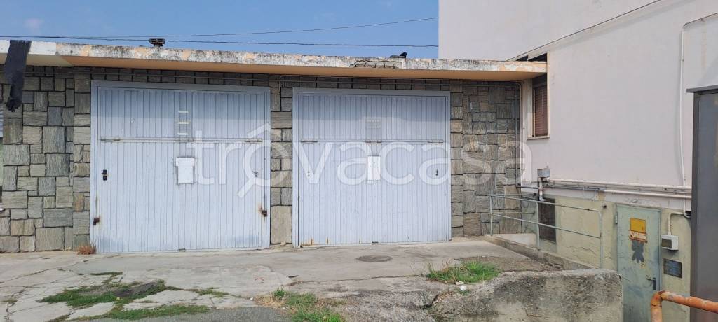 box auto in vendita a Trofarello