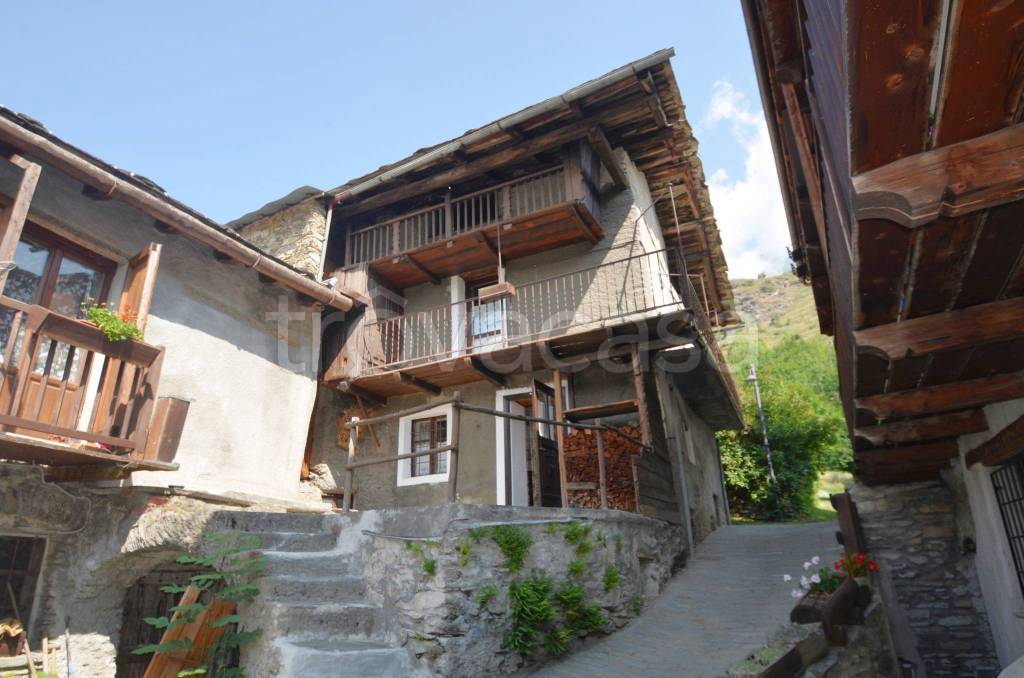 casa indipendente in vendita ad Usseaux