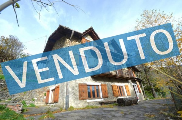 casa indipendente in vendita ad Usseaux