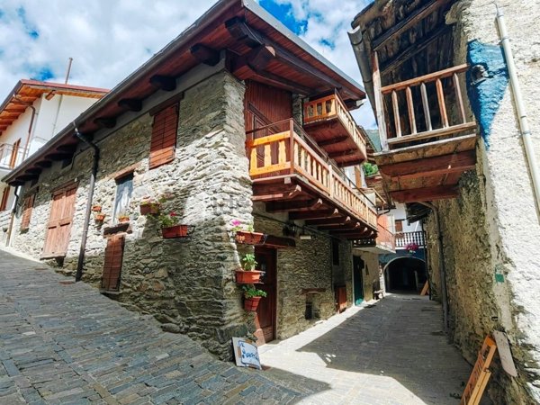 pentavano in vendita ad Usseaux