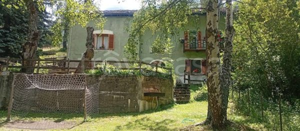 casa indipendente in vendita ad Usseaux in zona Fraisse
