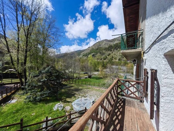 baita in vendita ad Usseaux in zona Fraisse