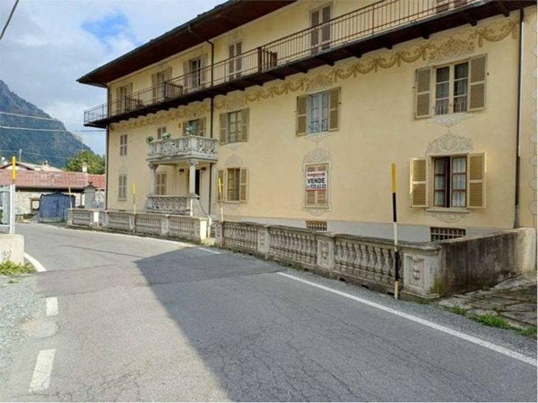 appartamento in vendita ad Usseglio