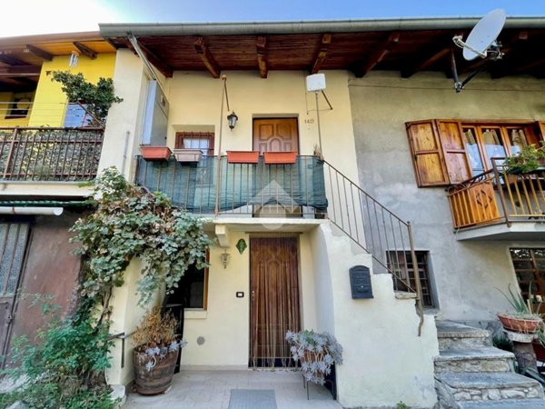 casa indipendente in vendita a Vaie