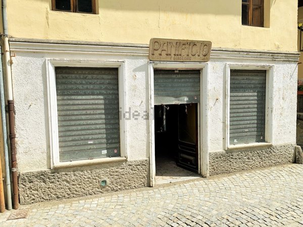 negozio in vendita a Vaie